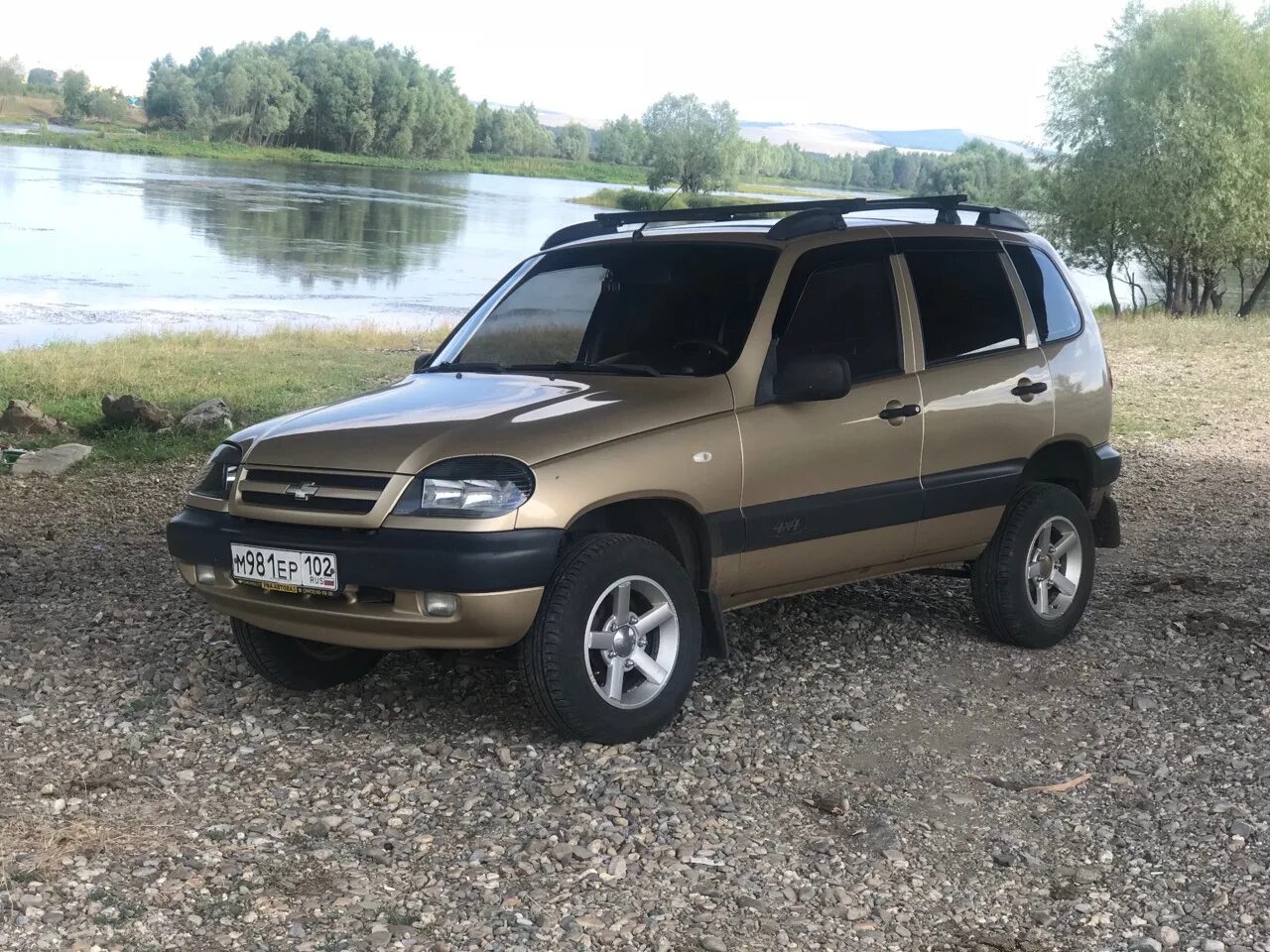 Шевроле нива бертоне 2123. Бертоне эдишн. Нива 2123 бертоне. Нива шевроле 2009г. Бертоне эдишн.