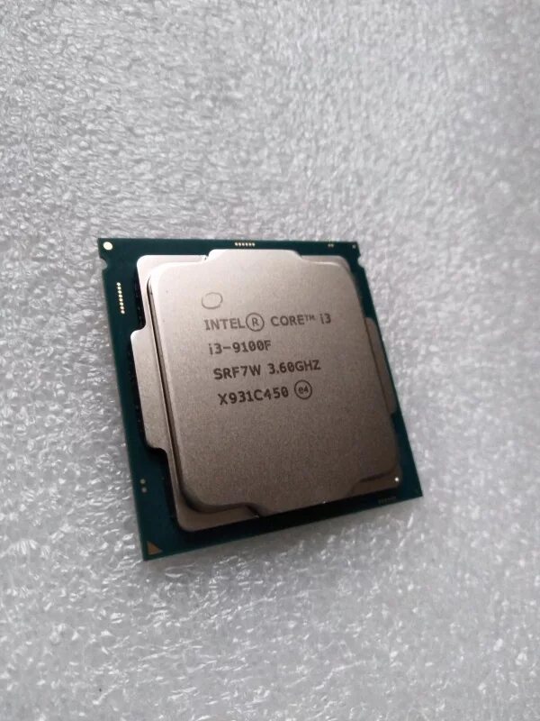 Процессор intel core i3 12400f. Процессор intel core i3-9100f. i3 9100f. intel core i3-9100f lga1151 v2, 4 x 3600 мгц. комплект i5 12400f и материнская плата.