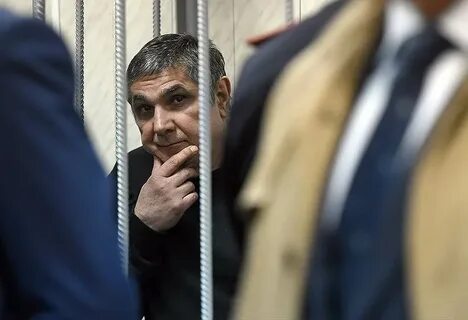 Шакро молодой