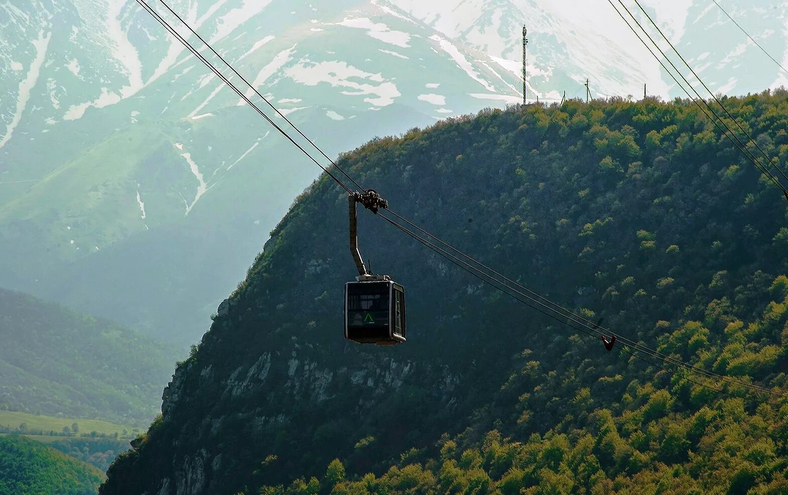 Крылья татева армения канатная дорога. Крылья татева канатная дорога. Tatev chopanuxi. Татев армения канатная дорога. Татевский монастырь в армении канатная дорога.