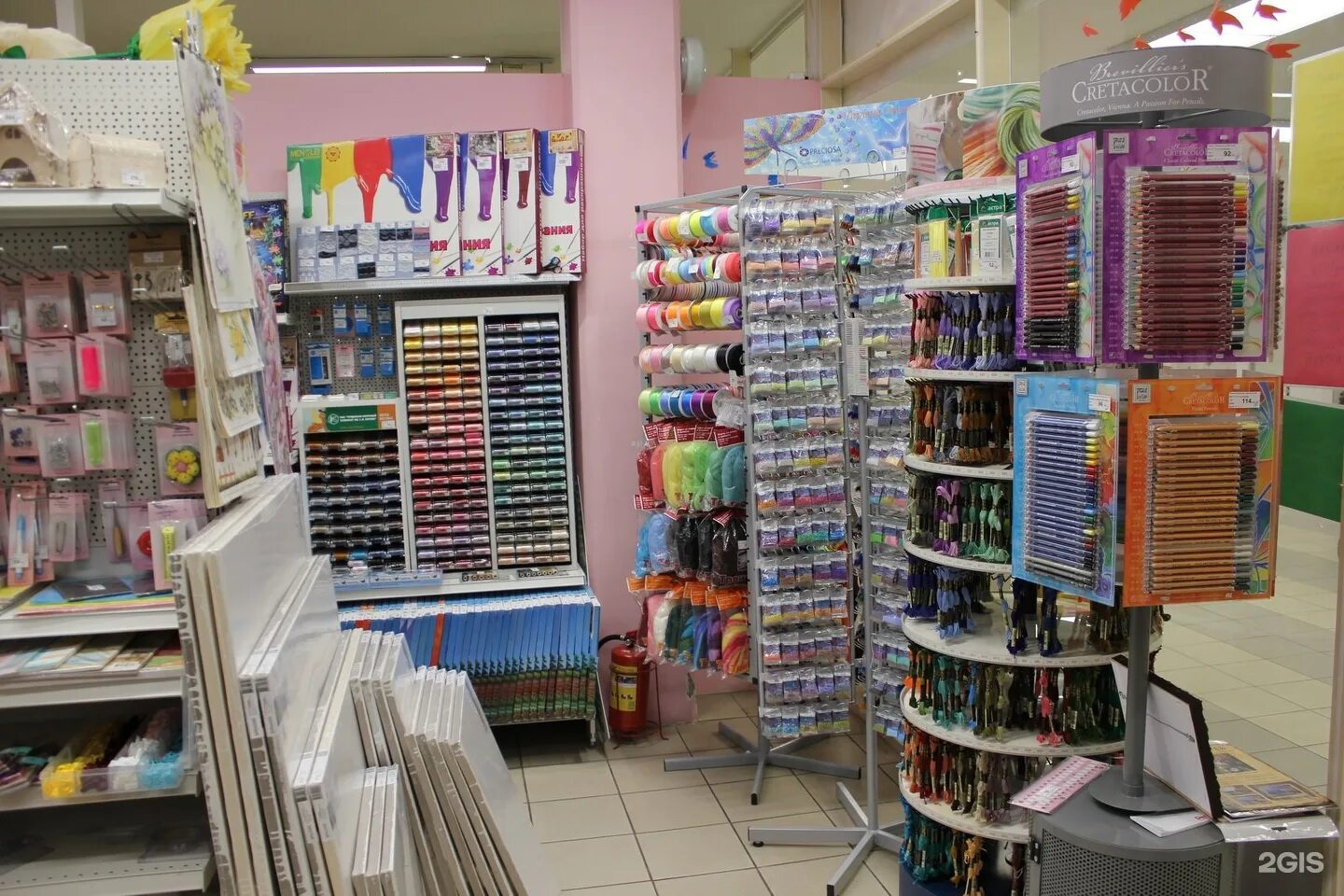 отдел рукоделия. леонардо хабаровск. рукодельные магазинчики. магазин хобби леонардо. магазин хобби.