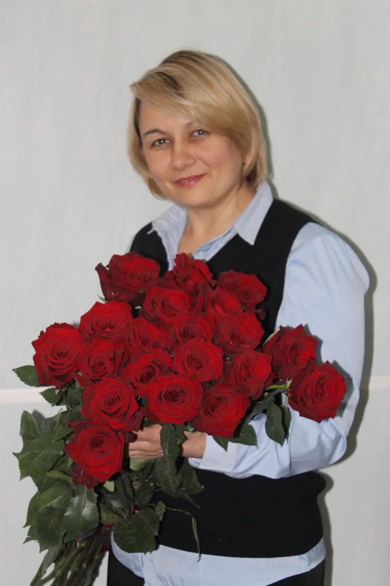 Школа 97 омск. Гимназия 159 омск. Директор гимназии 159 омск. Гимназия номер 159 омск. Директор гимназии 159 омск.