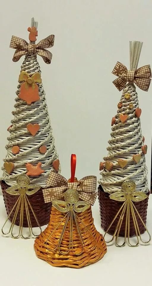 Новогодние украшения из бумаж лозы. Елочные игрушки из бумажной лозы. Новогодние бумажная лоза. Новогодние бумажная лоза. Новогодние игрушки из бумажной лозы.