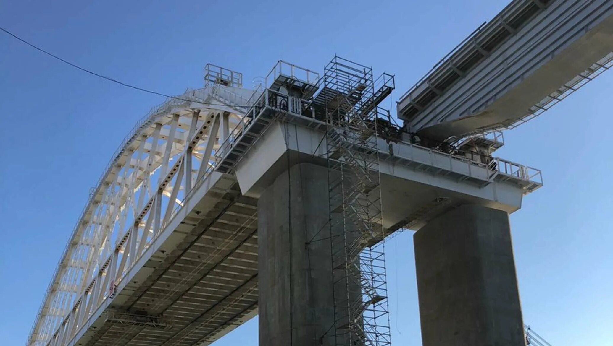 Железнодорожная арка Керченский мост. Крымский мост ЖД пролеты. ЖД арка Крымского моста. Крымский мост ЖД пролетное строение. Опоры крымского моста