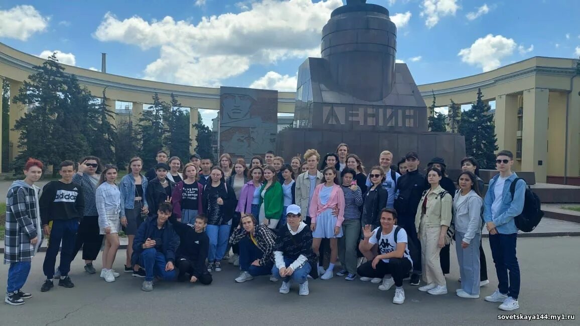 Город суровикино школа номер 2. Город суровикино школа номер 2. Сайт школы 2 г суровикино. Город суровикино школа номер 2. Суровикино директор 2 школы.