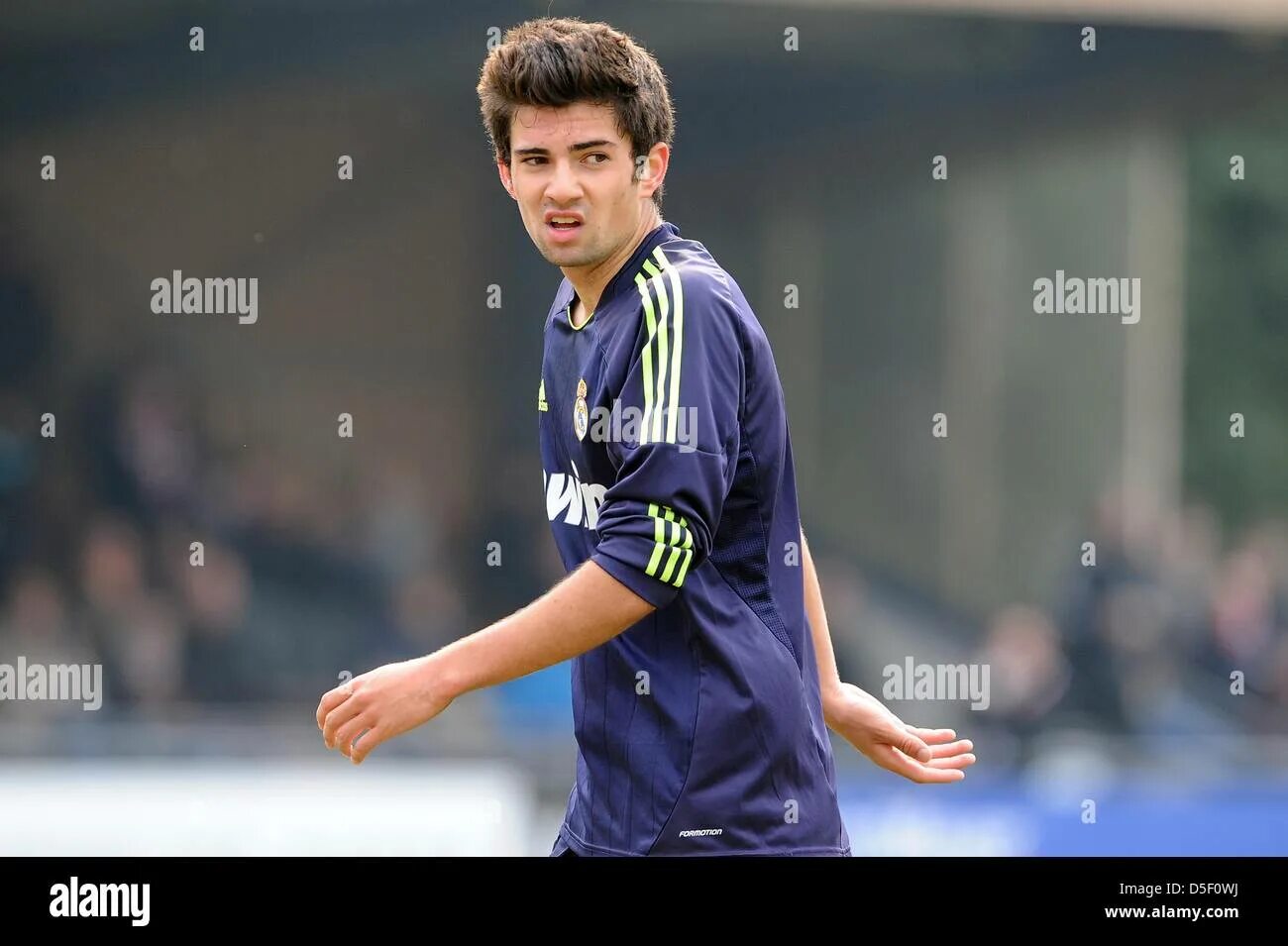 Enzo zidane футболист. Энцо зидана. Энцо футболист. Сыновья зидана. Enzo zidane футболист.