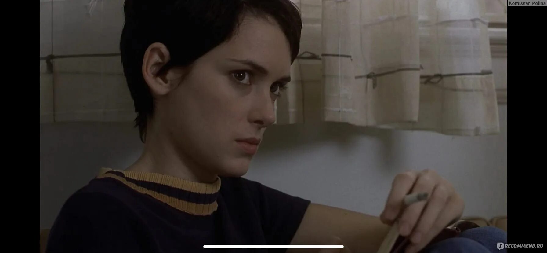 I interrupted that. Прерванная жизнь лиса роув. Вайнона райдер прерванная жизнь. Вайнона райдер 1999. Анджелина джоли прерванная жизнь.