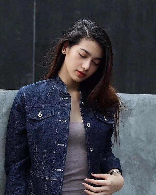 Main cantik