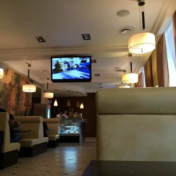 Кондитерская венская сказка на мосфильмовской. Венская сказка москва. Венская сказка кондитерская москва. Кафе венская сказка. Венская сказка москва.