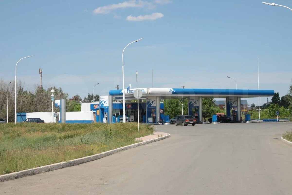 Газпромнефть новосибирск. Газпромнефть новосибирск. Газпром новосибирск на ленина. Алтай гостиница газпромнефть. Газпромнефть для лодок и катеров.