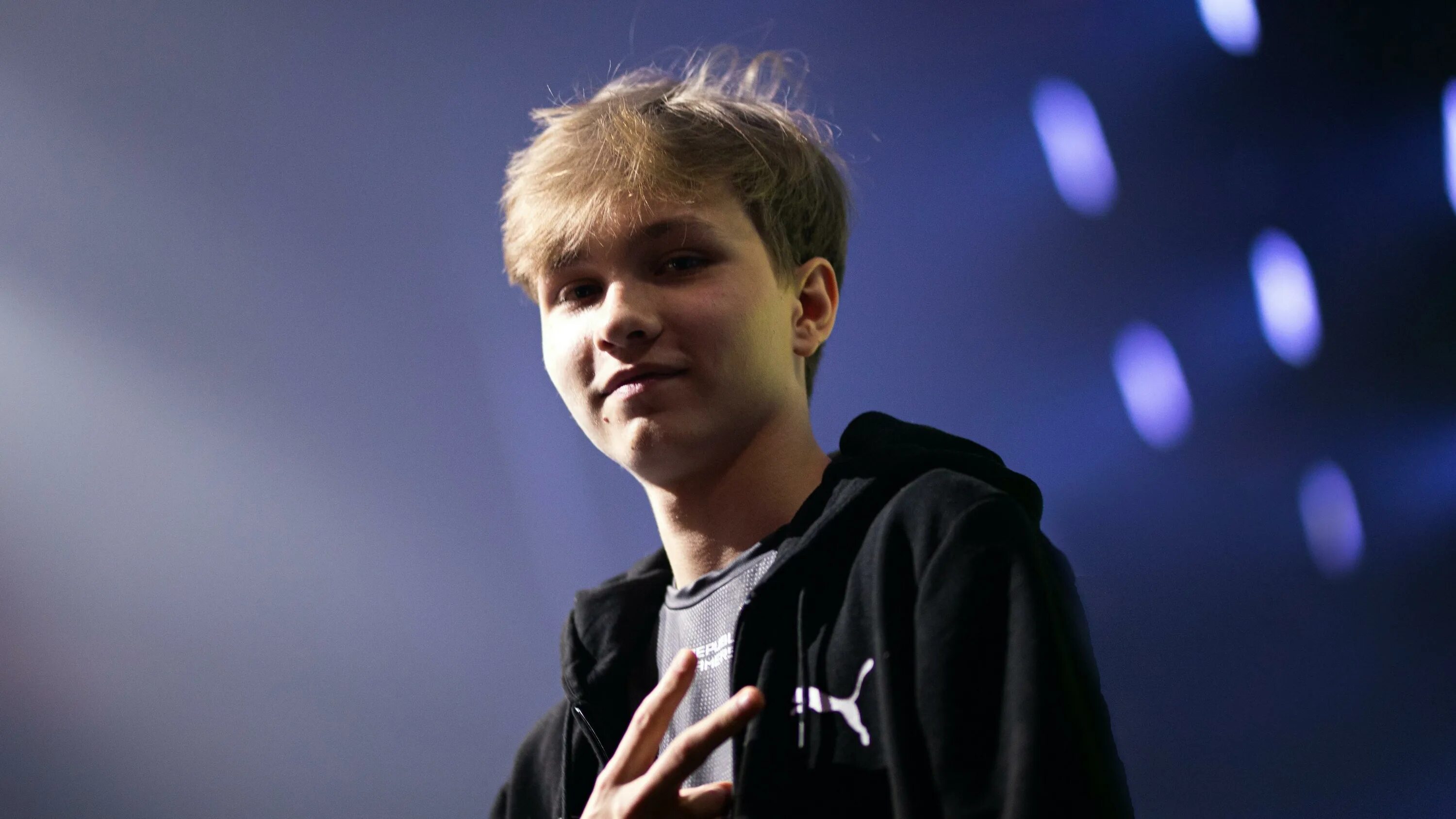 Монеси фото на аву NAVI,Junior подписала 14-летнего игрока новости на .
