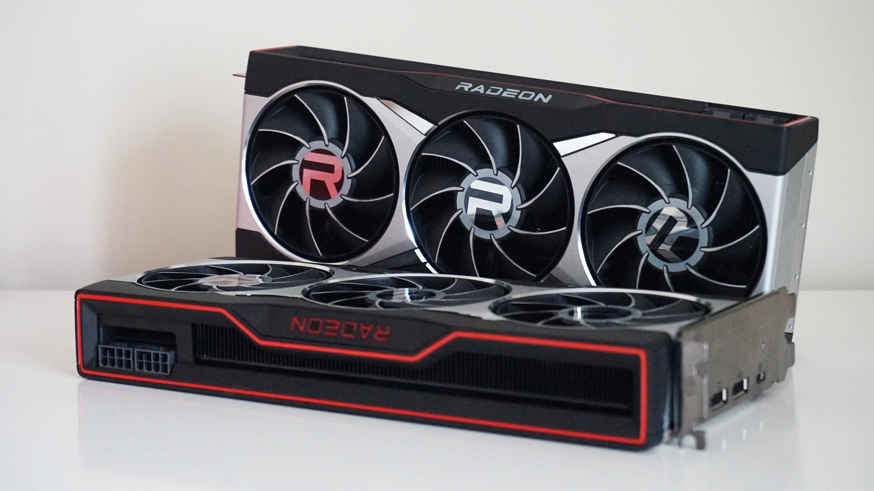 Amd radeon rx 6700 xt xfx. Видеокарта rx 6700. amd radeon rx 6700 xt. amd rx 6800. видеокарта radeon rx 6700 xt.