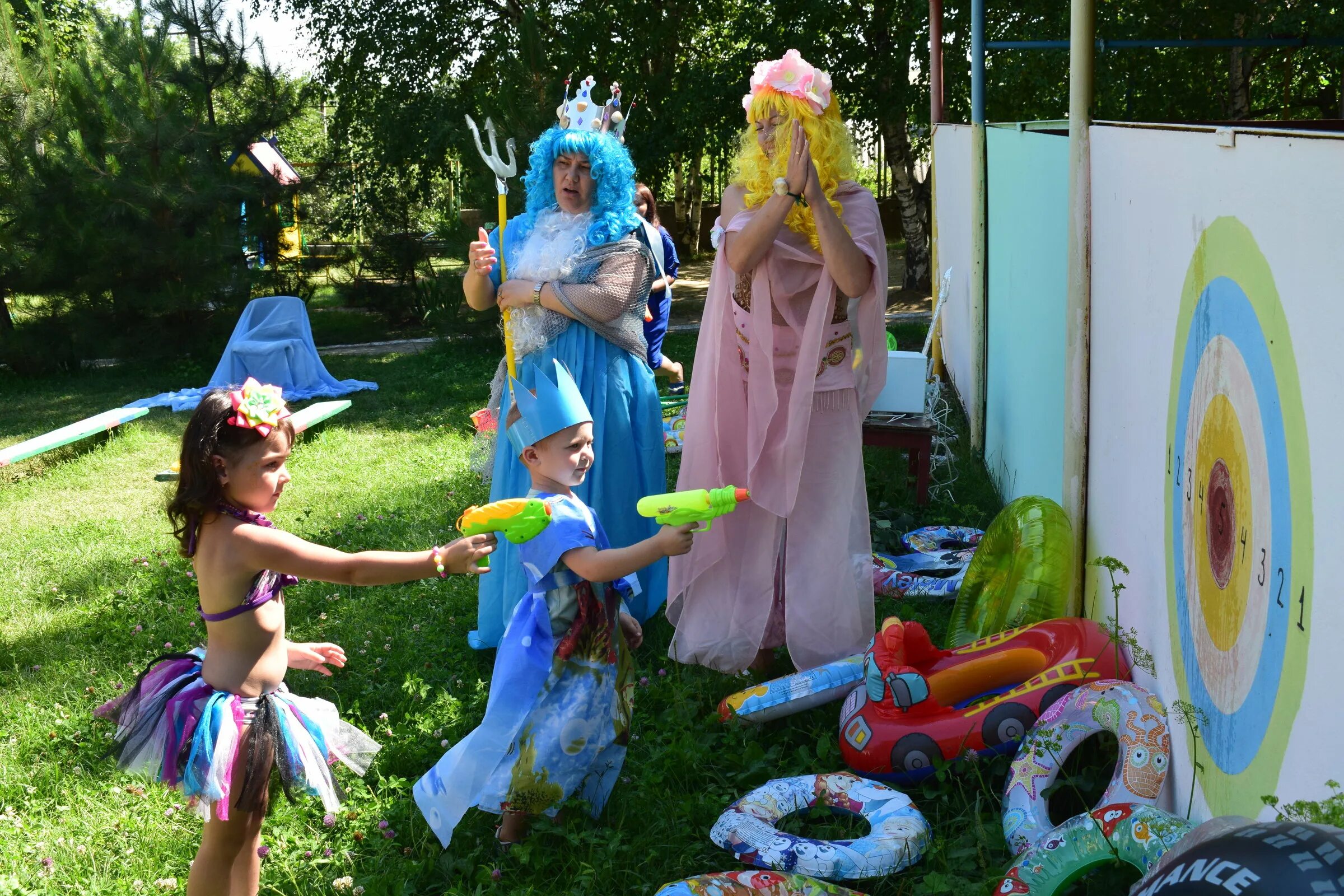 Дубинкин праздник Нептуна. Фестиваль "день Нептуна" в Азове. Праздник день Нептуна в саду. Детский праздник день Нептуна. Сад нептуна