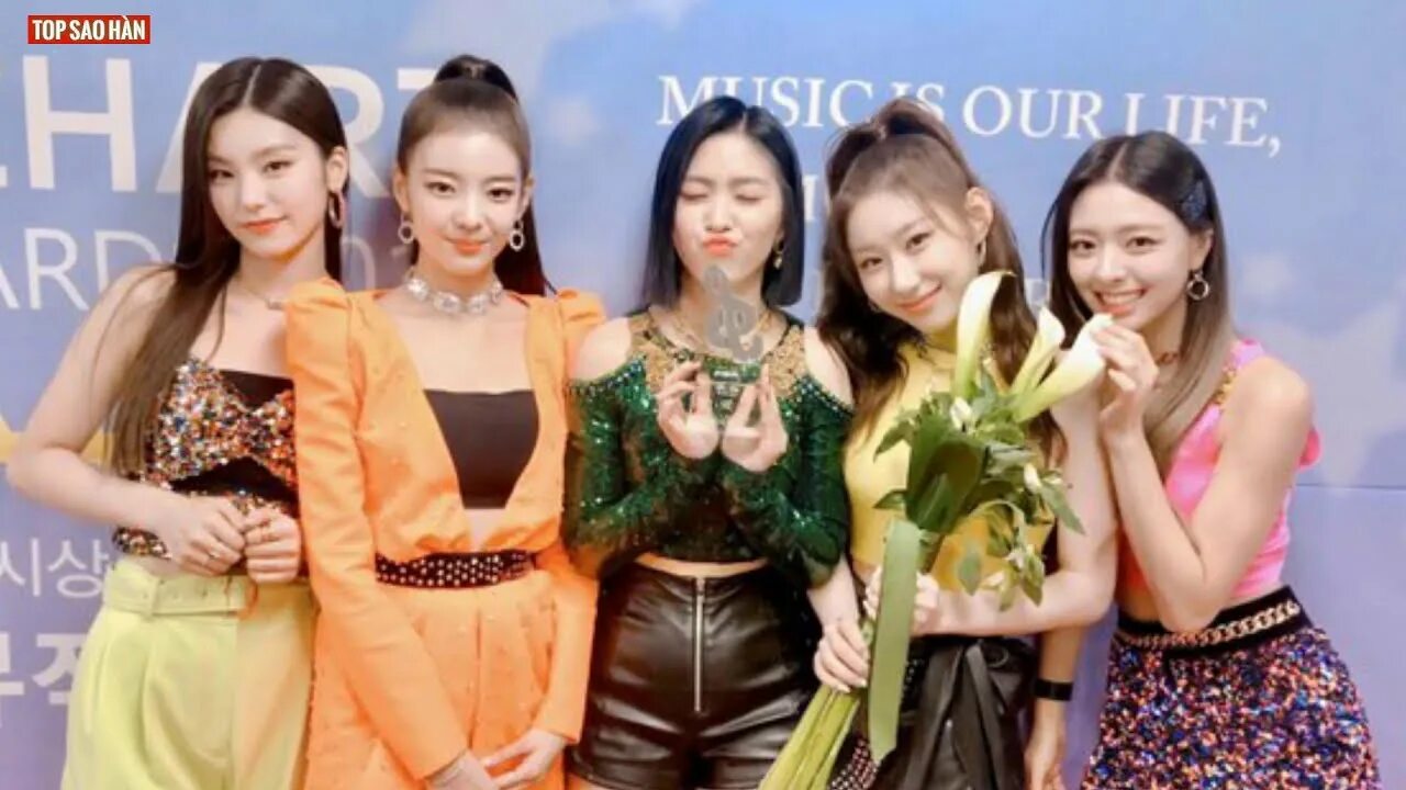 Tin kpop. Телеканал нст. M_nhanh. Tin kpop. Tin kpop.