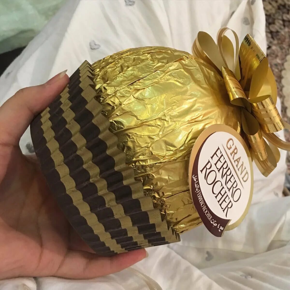 конфеты ферреро роше большая конфета. шоколад ферреро роше большой. ферреро большая конфета. роше большая конфета. ферреро роше фисташковые.