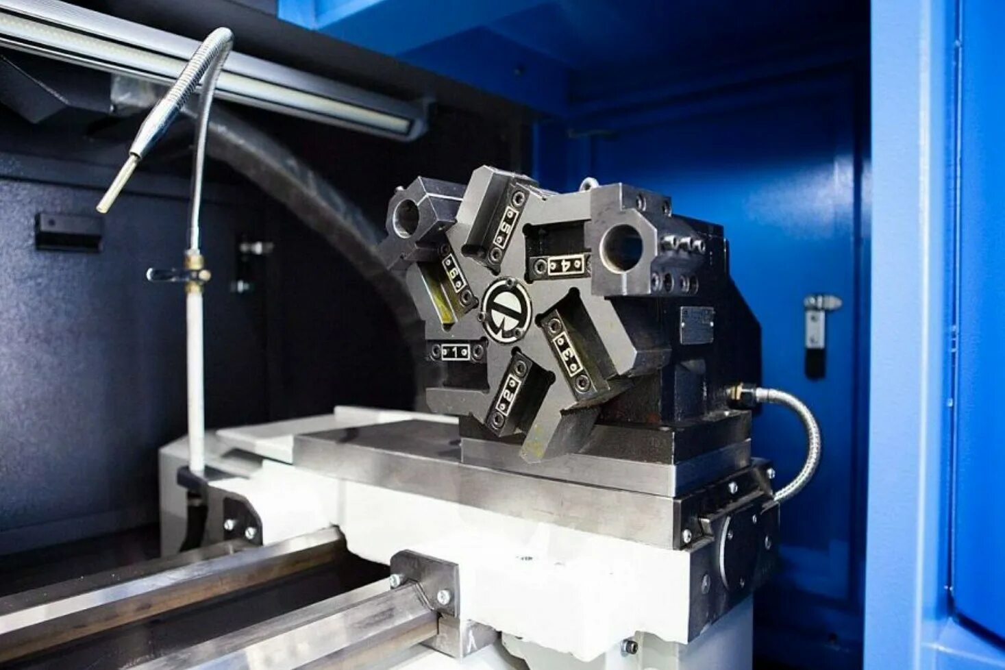 фрезерный станок nc 210. станок фанук с чпу токарный. чпу siemens 828d. токарный станок с чпу fanuc "cke6150z/1000". системы чпу токарных станков.