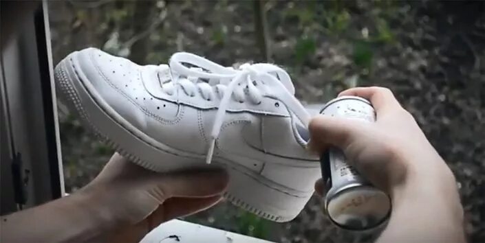 Пожелтевшая подошва Nike Air Force 1. Белая подошва кроссовок. Отбеливаем пожелтевшую подошву кроссовок. Air Force с пожелтевшей подошвой. Желтеет подошва