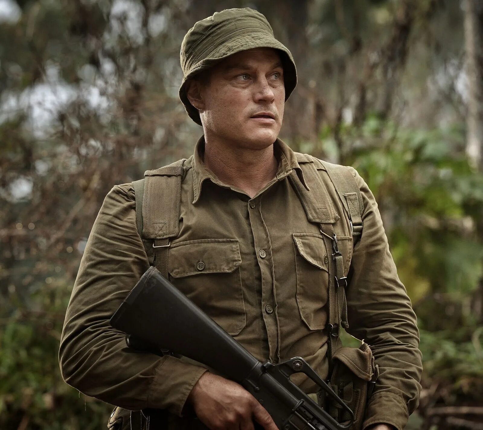 Ганс хольман. Боб айгер и лукас. Bob close. Гленн клоуз оскар. Роджер уотерс.