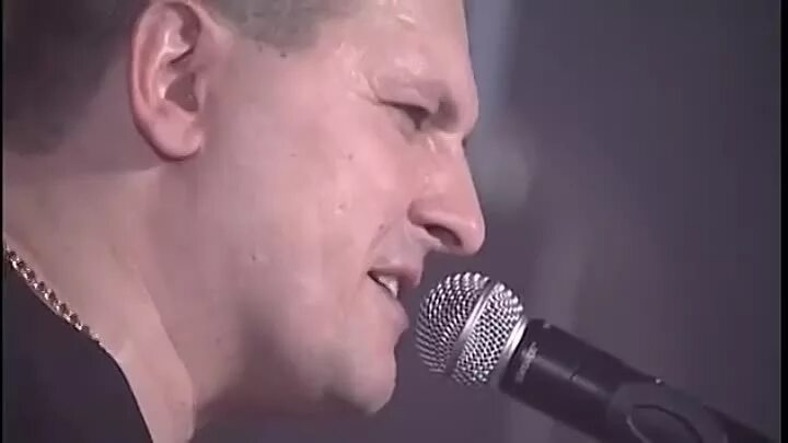 Звинцов как то вечерком. Александр звинцов 2025. александр звинцов видеоклипы. звинцов концерт. видеоролик александр звинцов.