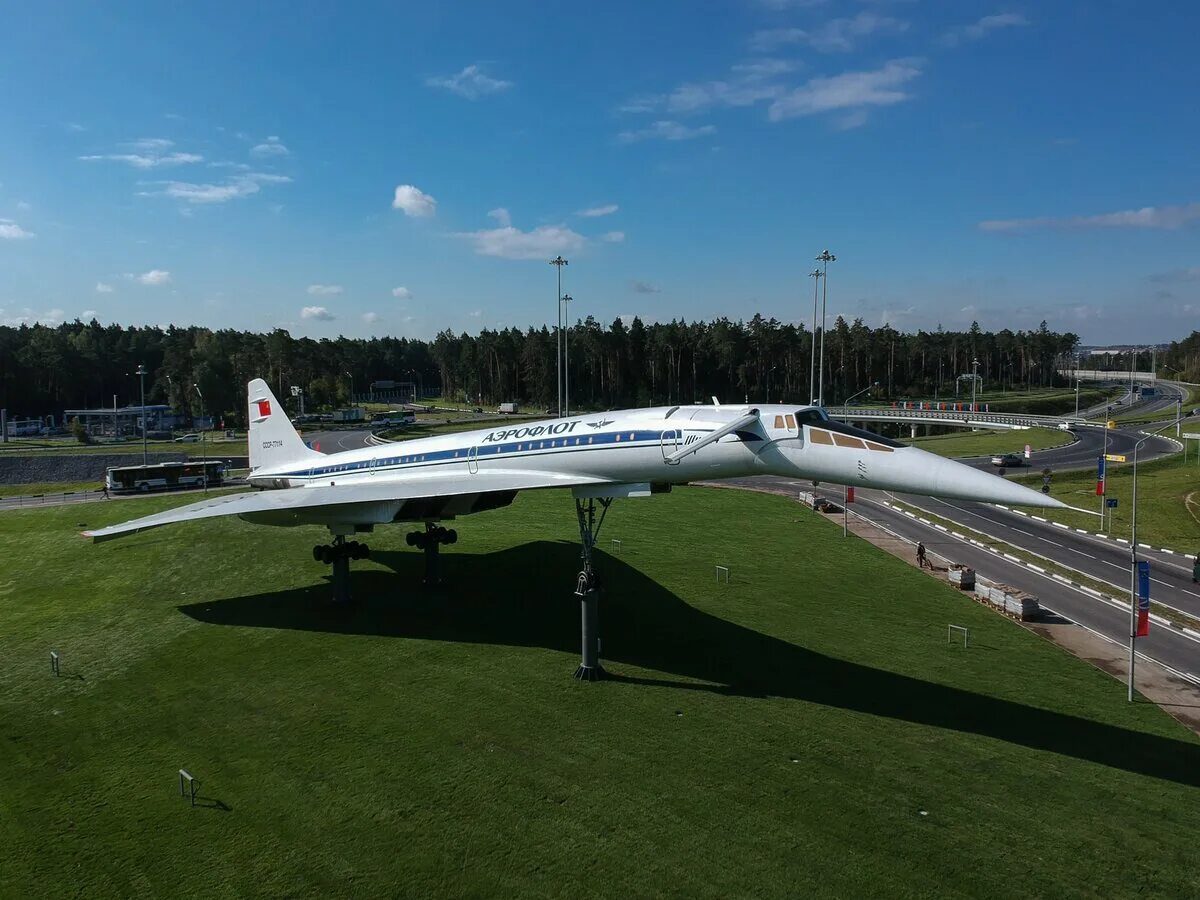 Жуковский р. Город жуковский ту 144. ту-144 в жуковском. ту-144 жуковский памятник. жуковский аэропорт ту 144.