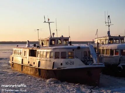 Теплоход архангельск