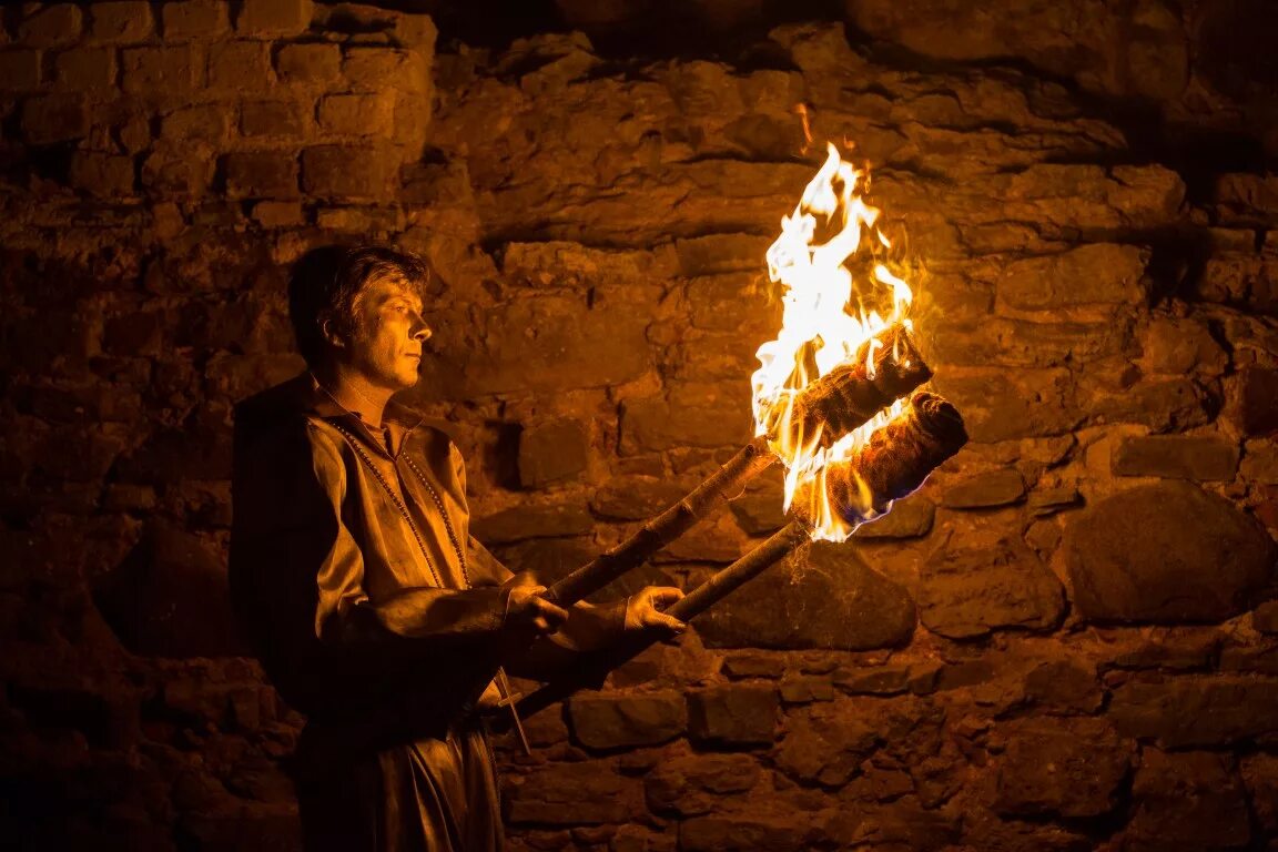 пещера разбойников снежная королева.