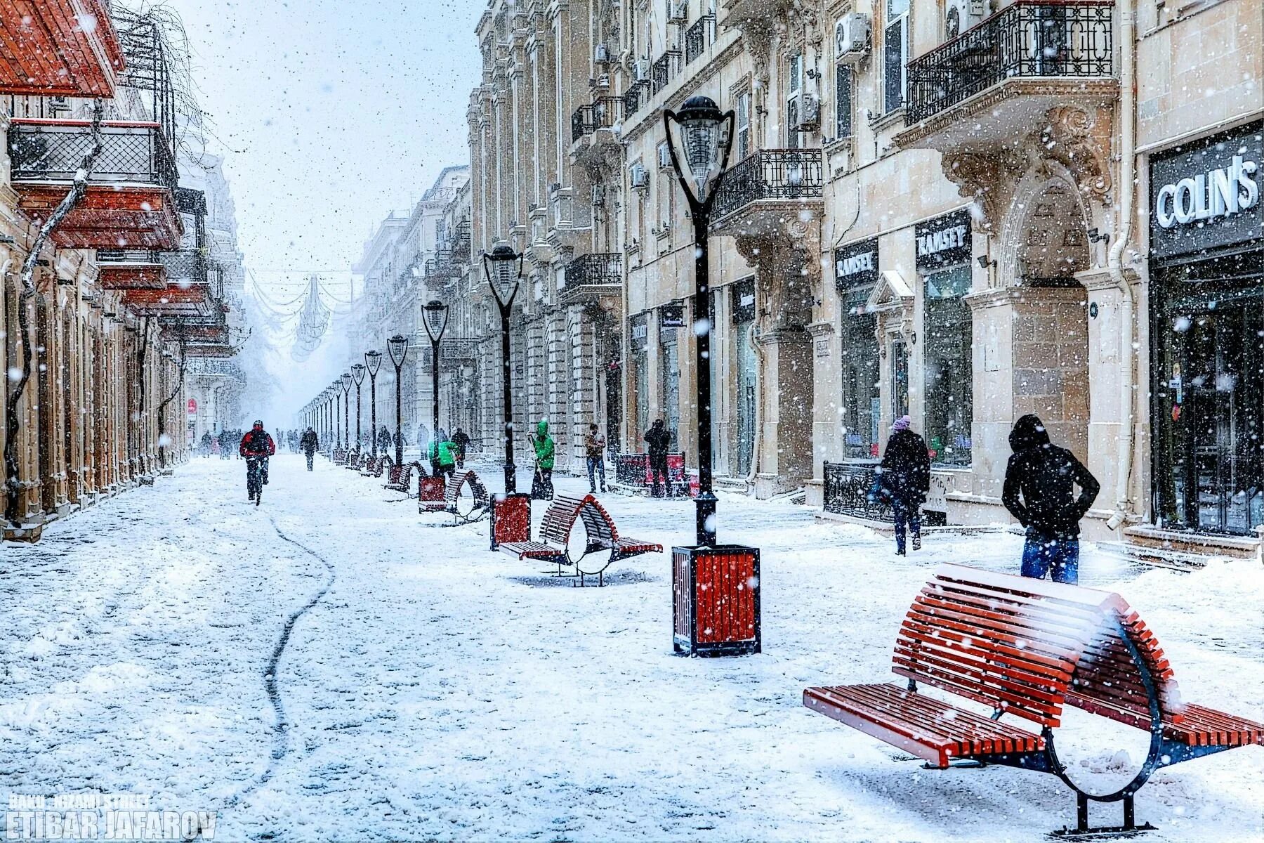 Города где зимою. Зима в Баку. Низами стрит Баку. Улочки Баку. Баку зимой.