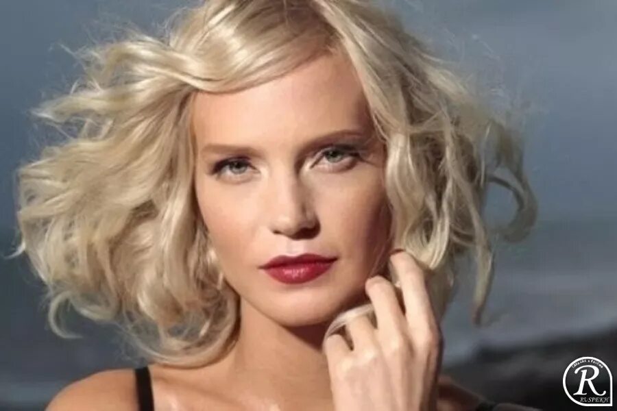 Наташа ионова. Наташа ионова глюкоза. Глюкоза с белыми бровями. Глюкоза с белыми бровями. Наташа ионова глюкоза.