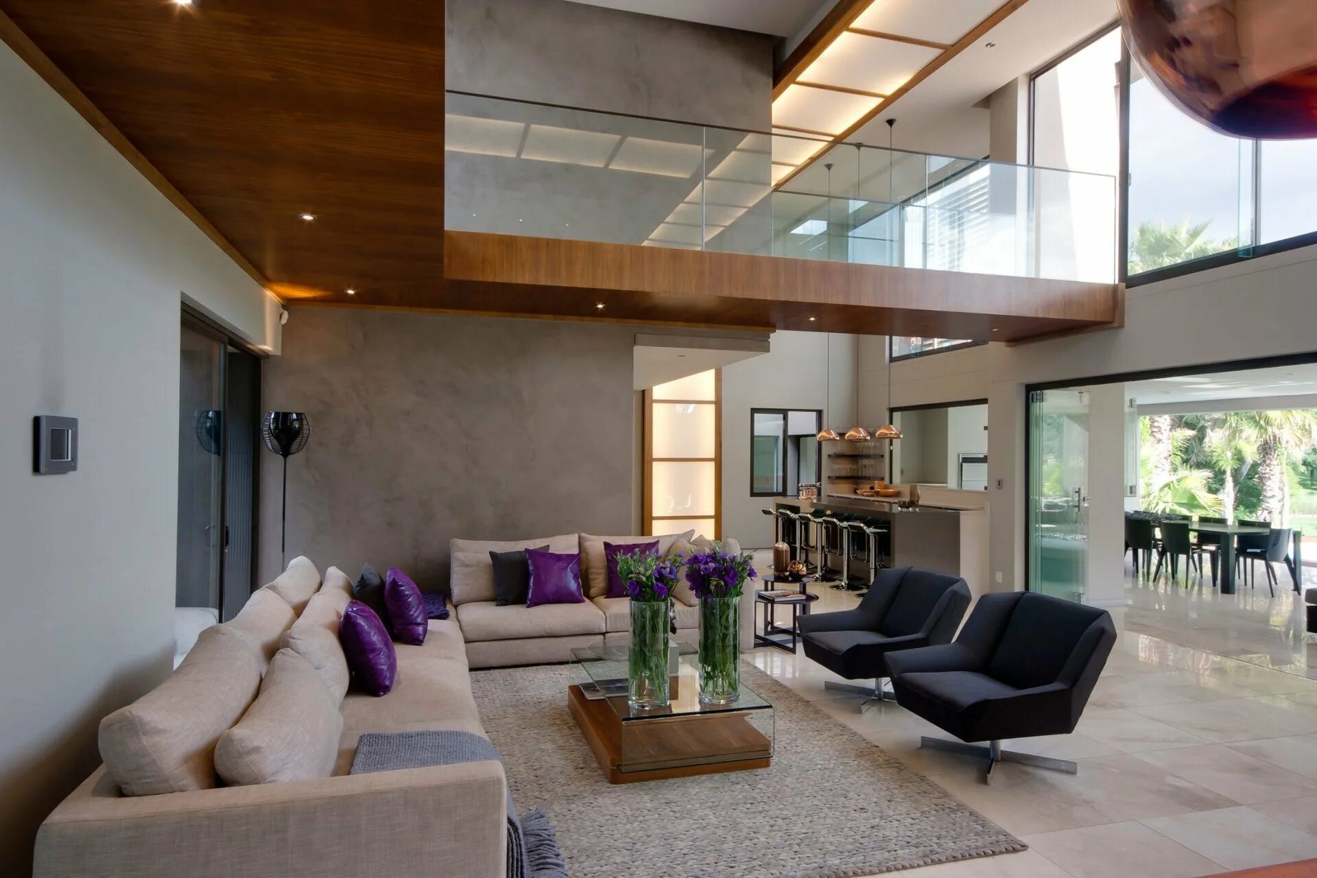 Live and house