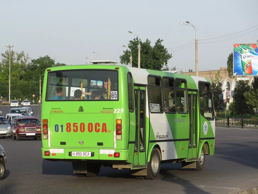 Автобусы Isuzu в Ташкенте. Маршрутки в Узбекистане. Автобус маршрутка Ташкент. 85 Автобус Ташкент.