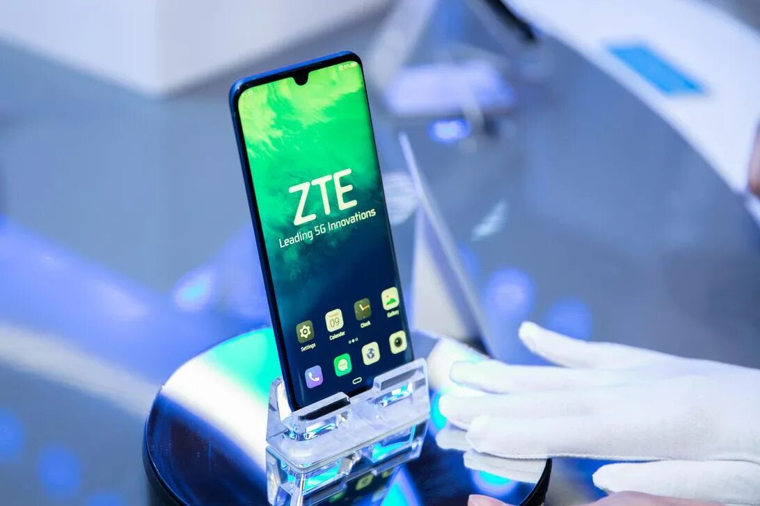 ZTE Axon 10 Pro. ZTE 5g с изогнутым дисплеем. ZTE Axon 10. ZTE Axon 40 Pro 5g. Zte 5g купить