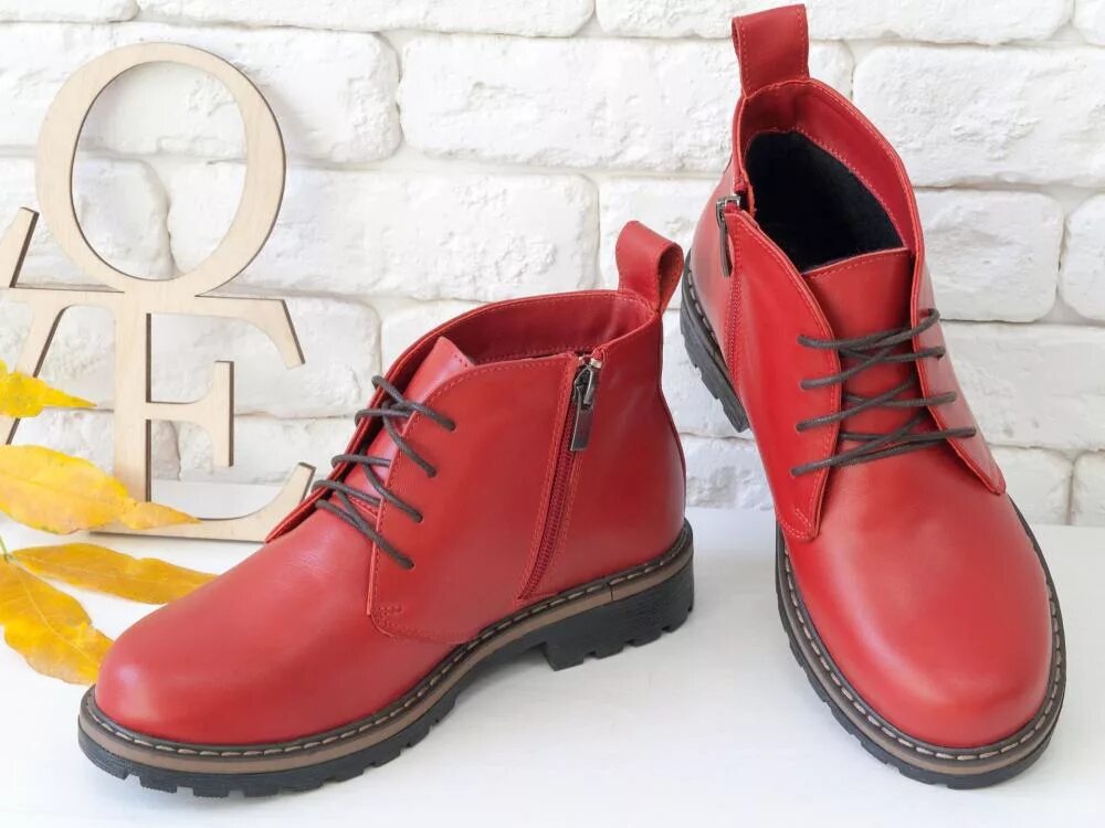 Полуботинки r301713606. Красные полуботинки кожа счге. Keddo ботинки красные. Красные полуботинки. Разноцветные туфли мужские.