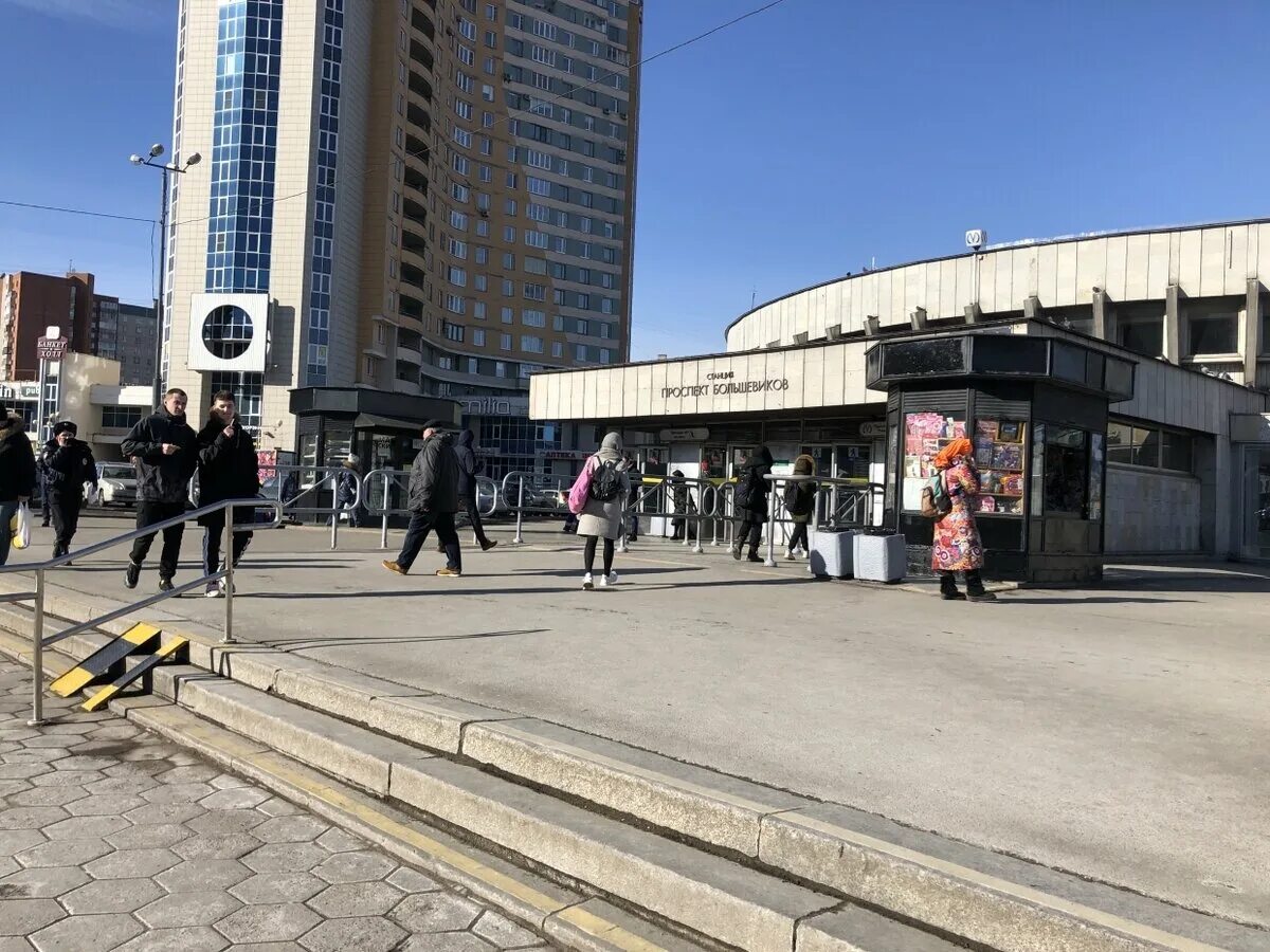 Проспект большевиков спб. Станция метро проспект Большевиков Санкт-Петербург. Станция метро проспект Большевиков.