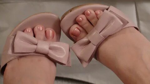 Legs finger