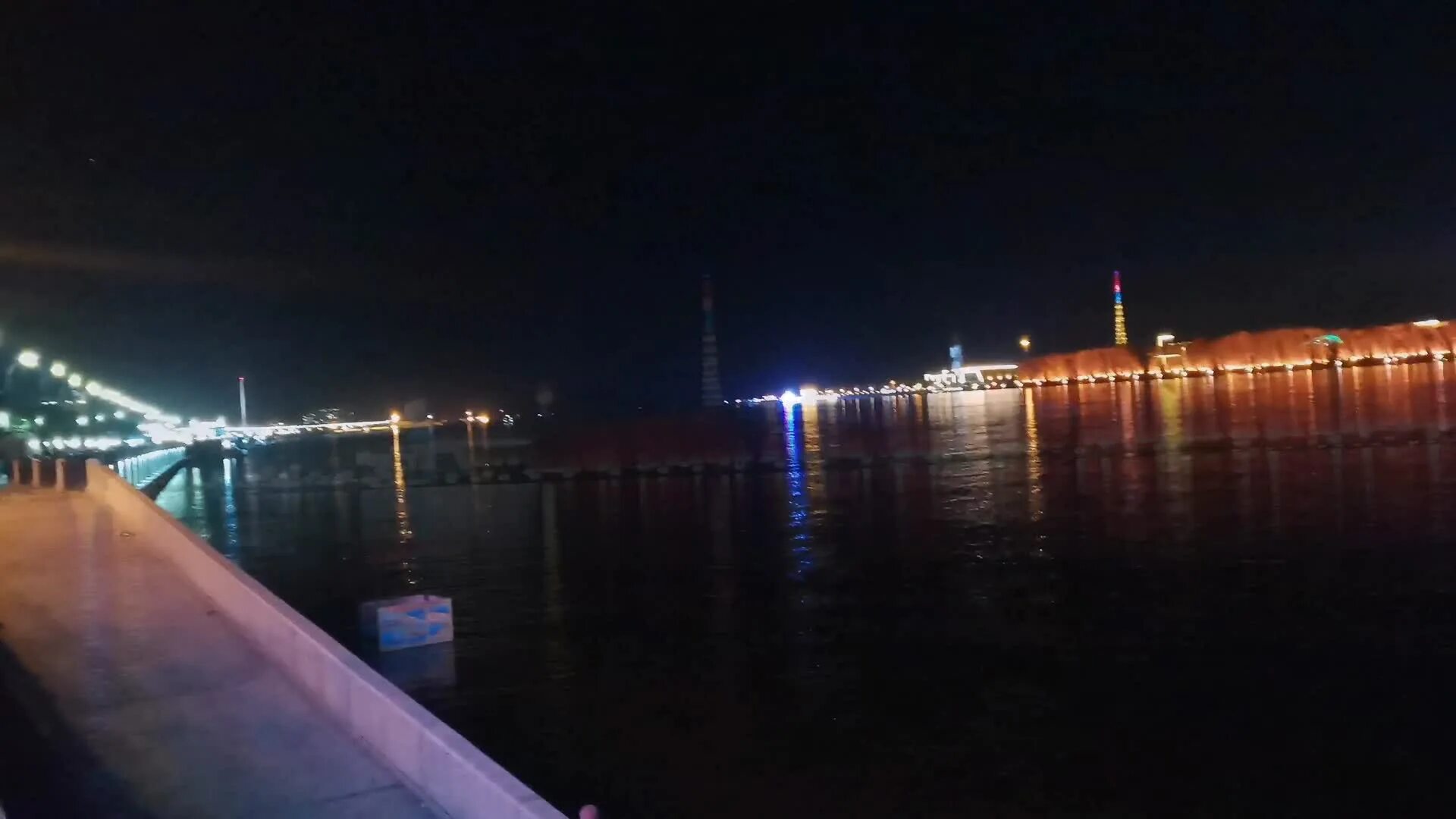 Мост через амур в благовещенске. Мост благовещенск хэйхэ ночью. Благовещенск и хэйхэ. Граница китая и россии благовещенск. В китай из благовещенска 2024.