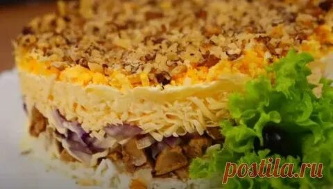 Салат нежность с курицей и грибами слоями