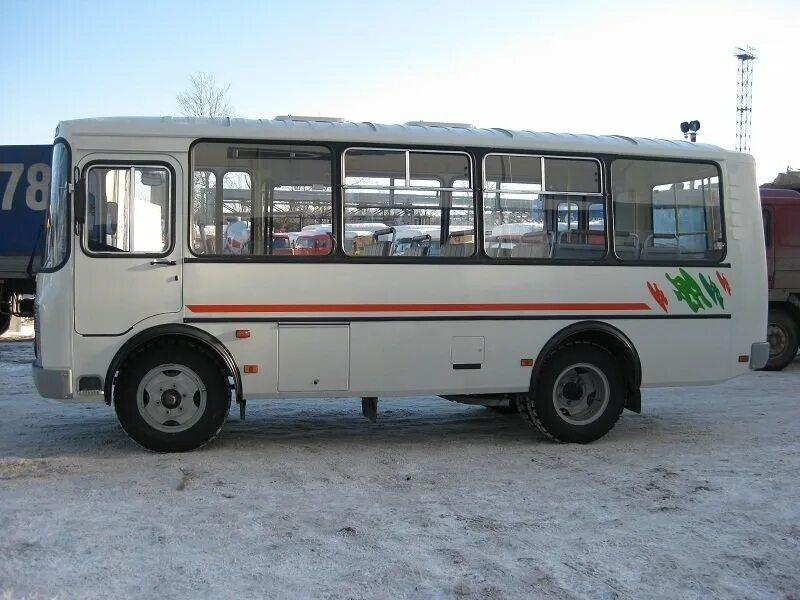 Автобус паз бензин. ПАЗ-3205 новый. ПАЗ 3205 бензин. ПАЗ 32054 новый. ПАЗ 32054 дорестайл.