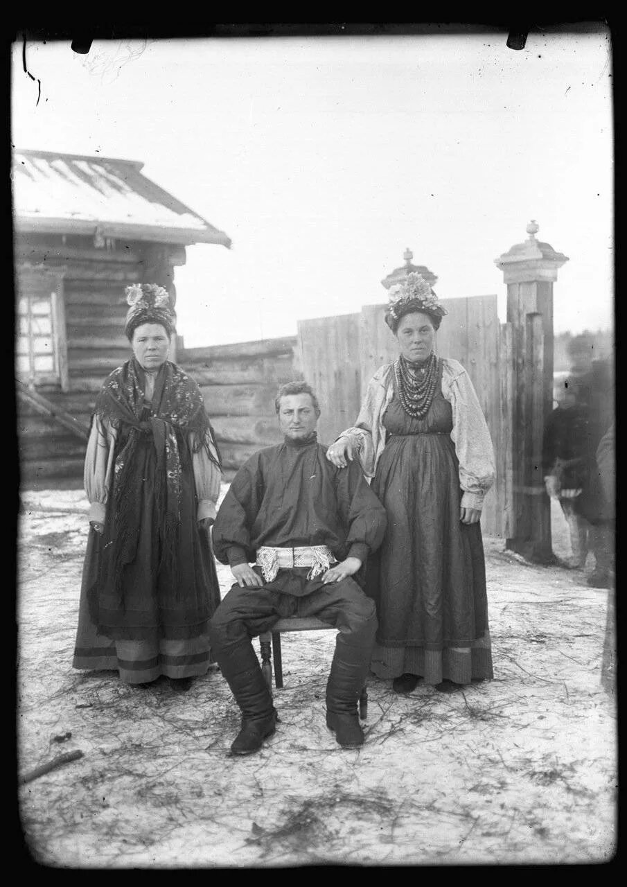 Семейские села Забайкалья 19 века. Иркутская Губерния в 1900 году. Деревенская жизнь Иркутской губернии в 1900-1930 годах ". Крестьяне Тамбовской 1900.