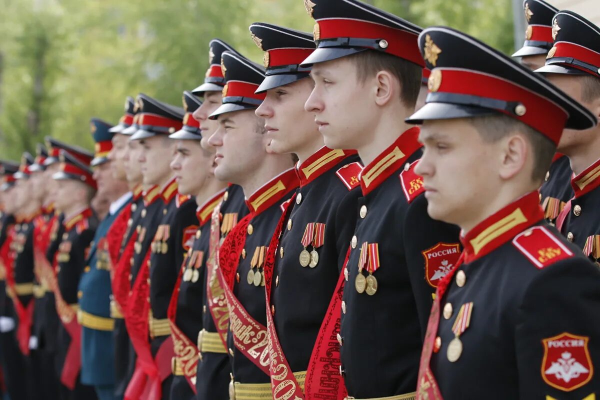 Суворовское военное училище выпускники суворовских военных училищ. Екатеринбург Суворовское училище выпускники. Выпускной Суворовского училища Екатеринбург. МСВУ Вики. Сву последние новости