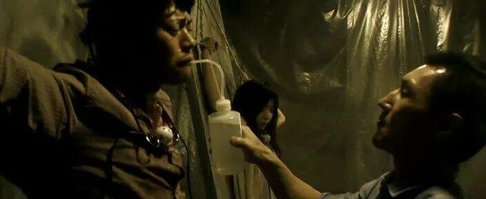 комедия гротеск