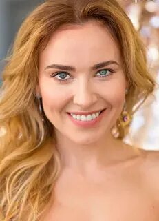 Юлия Александрова, актриса, жалаңаш суреттер