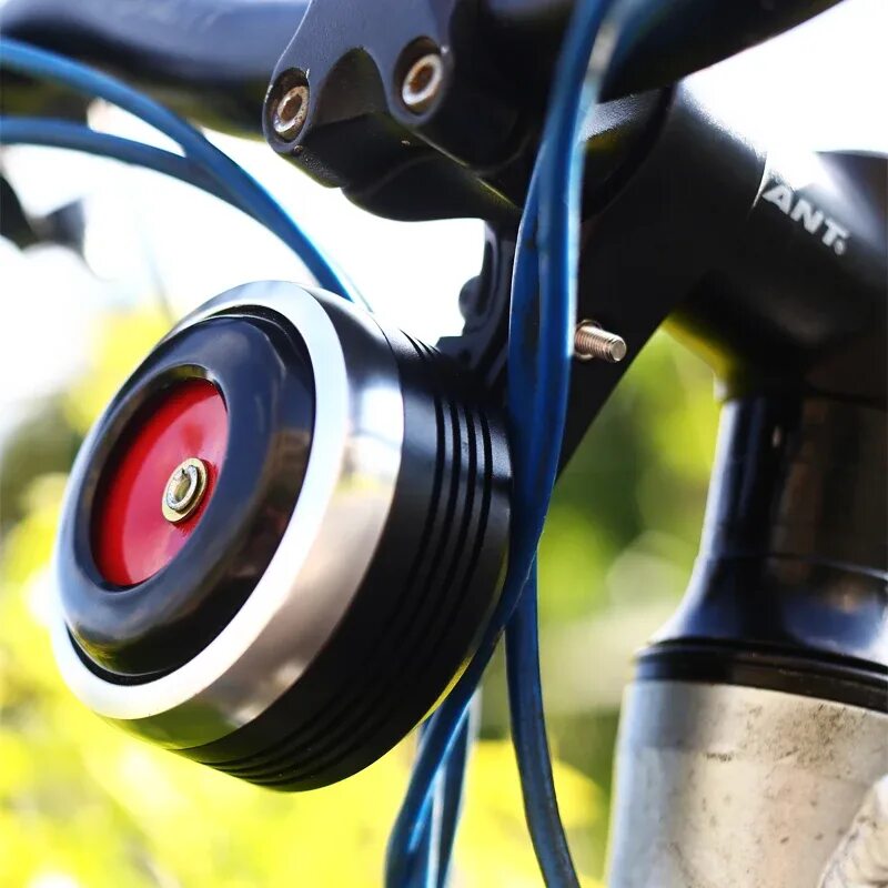 Звук звонка велосипеда. Звуковой сигнал для электросамоката. Звонок велосипедный электрический. Звуковой сигнал на велосипед. Велосипедный сигнал электрический.