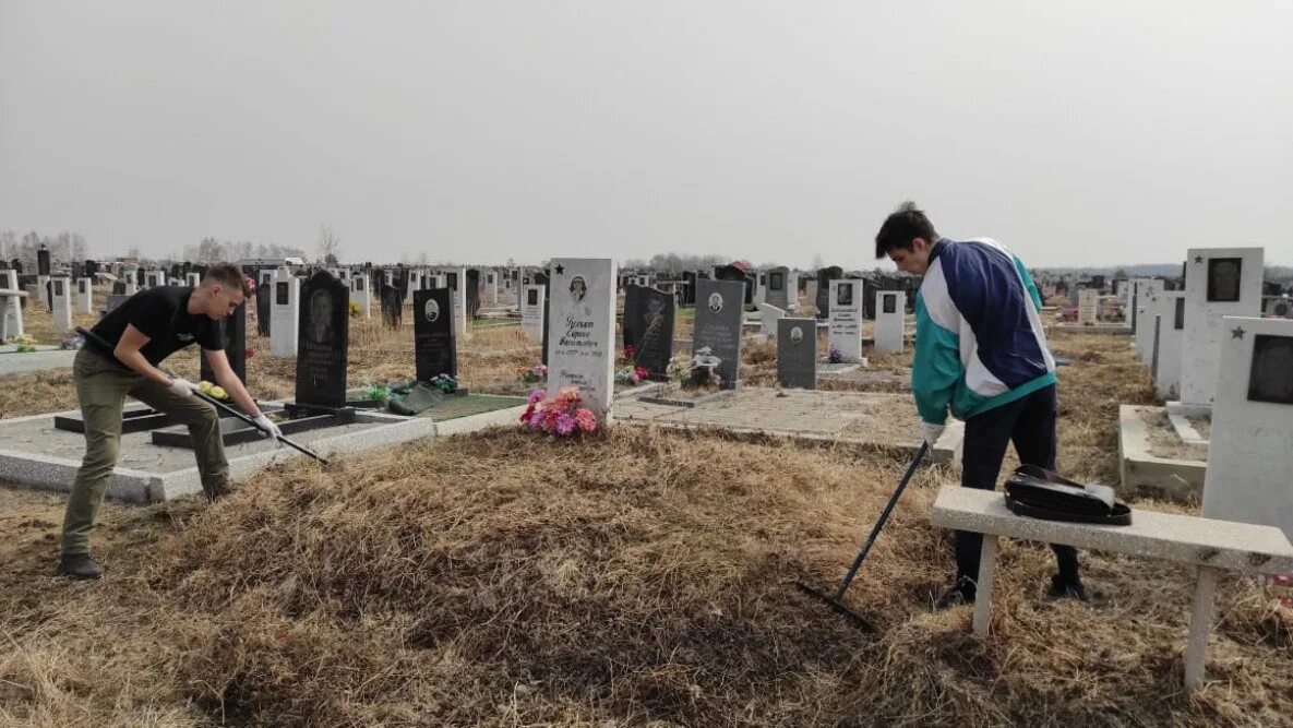 Кладбище Матвеевка Хабаровск. Кладбище фото. Родительский день на кладбище. Кладбище свежее. Выходной в родительский день 2024 иркутской области