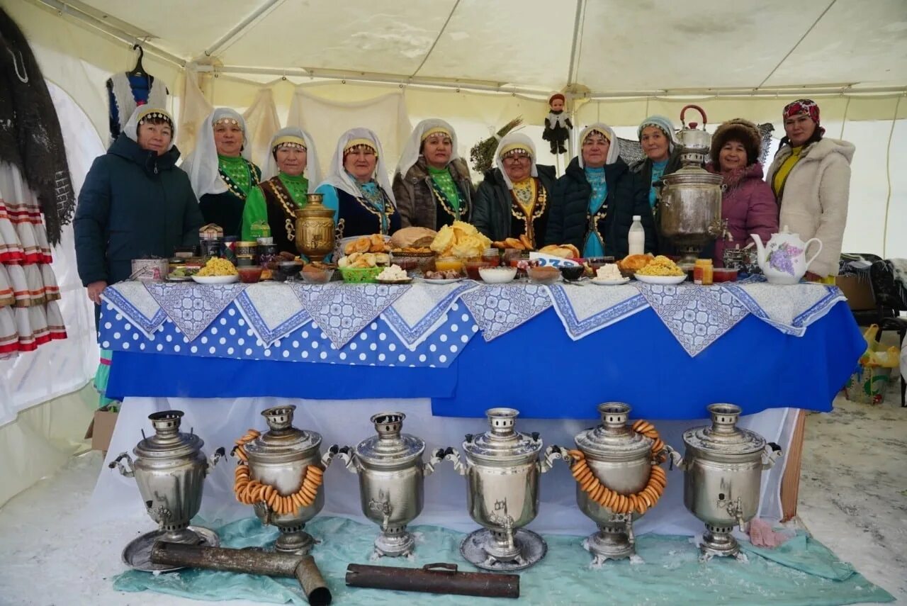 Кукмор самовар праздник. Сабантуй зимой. БСТ конкурс самоваров. Конкурс самоваров