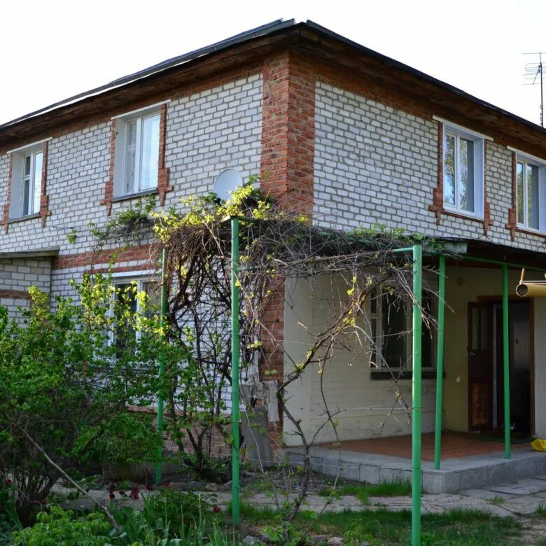 Бесплатные объявления урюпинск. Недвижимость в урюпинске. Недвижимость в урюпинске. Дом в урюпинске по ул волгоградской. Недвижимость в урюпинске.