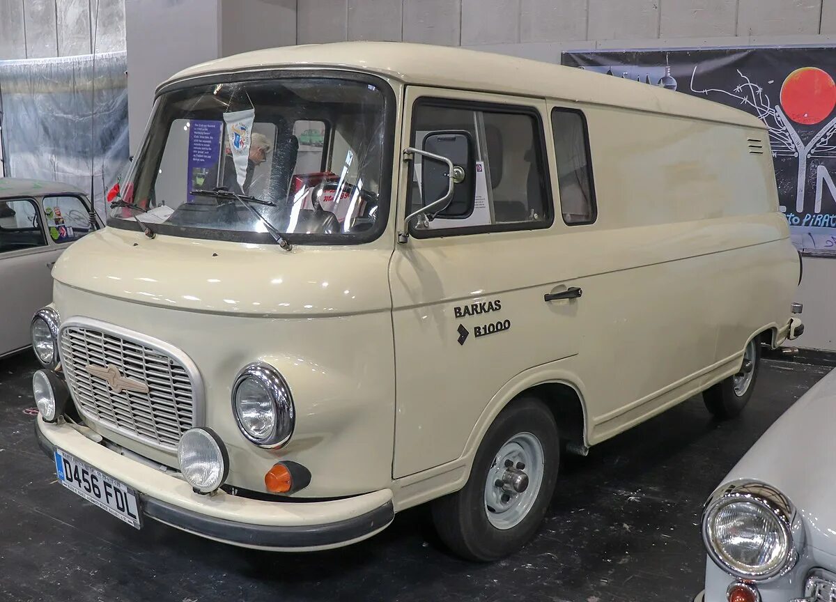 Б 1000 раз. Barkas b1000 бортовой. Barkas b1000 фургон. Автомобиль Баркас 1000. Микроавтобус Barkas b1000.