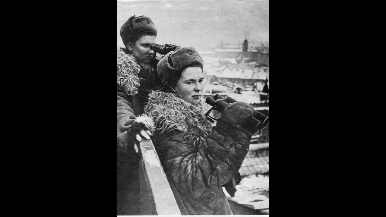 Баллада о десанте. Стихи друнина баллада о десанте. Ю друнина баллада о десанте. Баллада о десанте. Цветные фотографии великой отечественной.