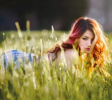 GoodFon.com - Free Wallpapers, download. field, grass, look, girl, sweethea...