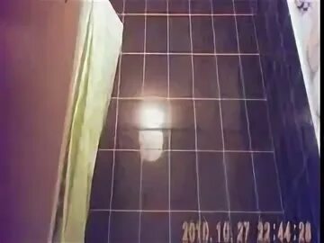 Установил скрытую камеру в душе. Установил скрытую камеру в душе. Камера в душевой кабинке. Установил скрытую камеру в душе. Установил скрытую камеру в душе.