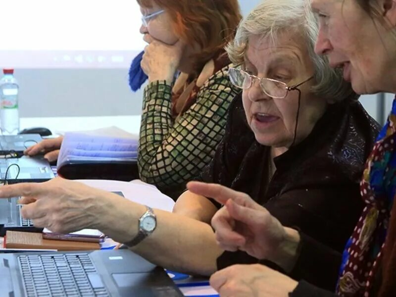 номера пенсионеров москвы. газета пенсионер москва. список пенсионеров москвы. долголетие. беседа с пожилыми людьми.